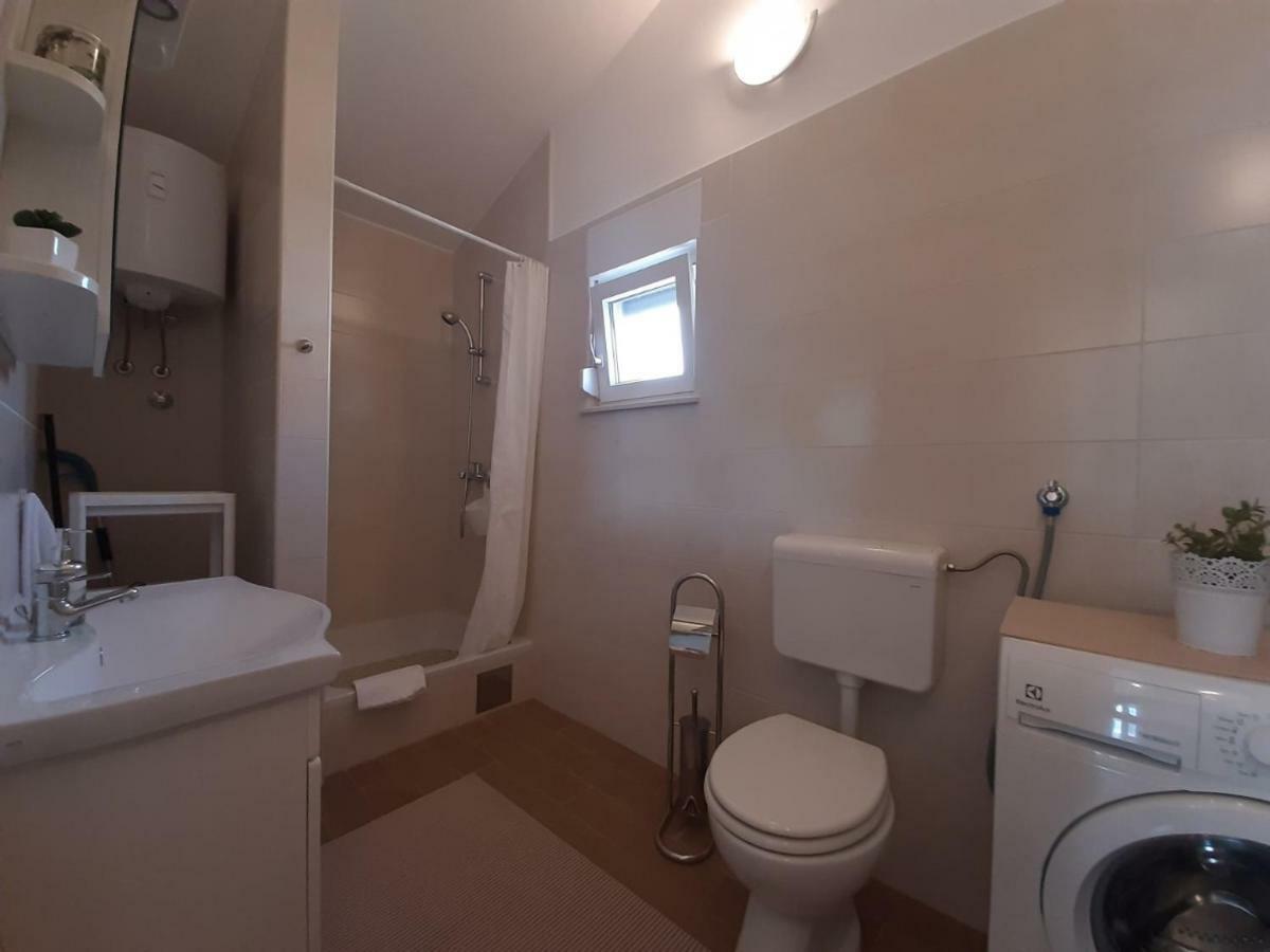 Apartman S Pogledom Ždrelac Dış mekan fotoğraf